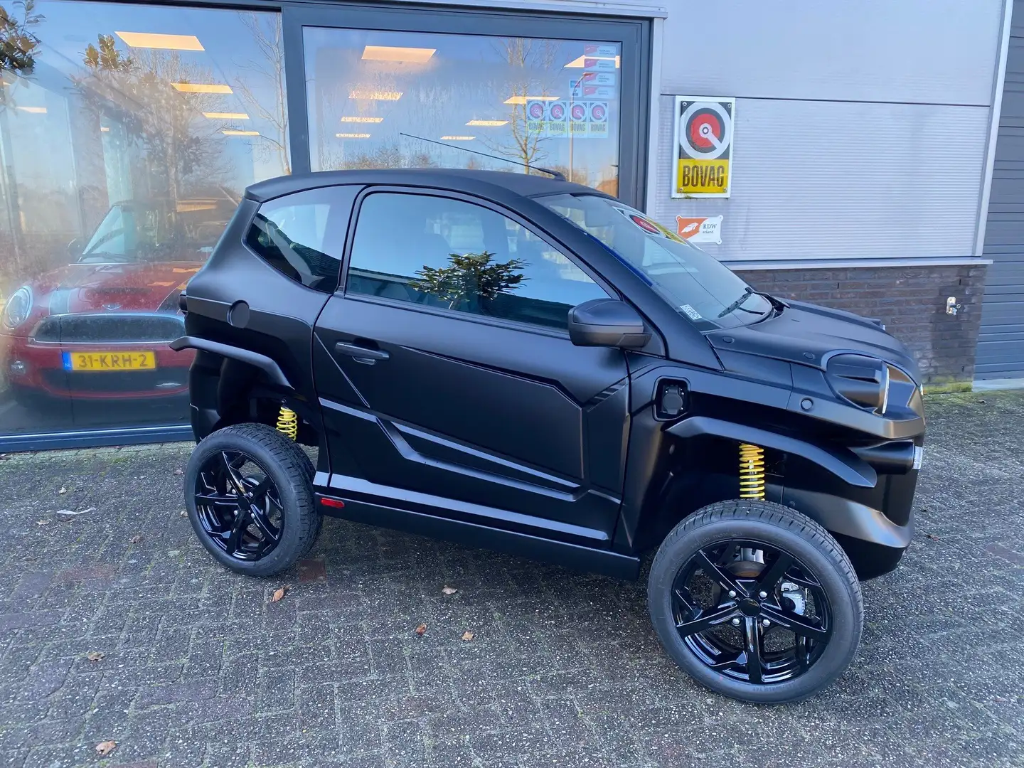 Aixam Mega E-Scouty black edition 2 Jaar Fabrieksgarantie Schwarz - 2