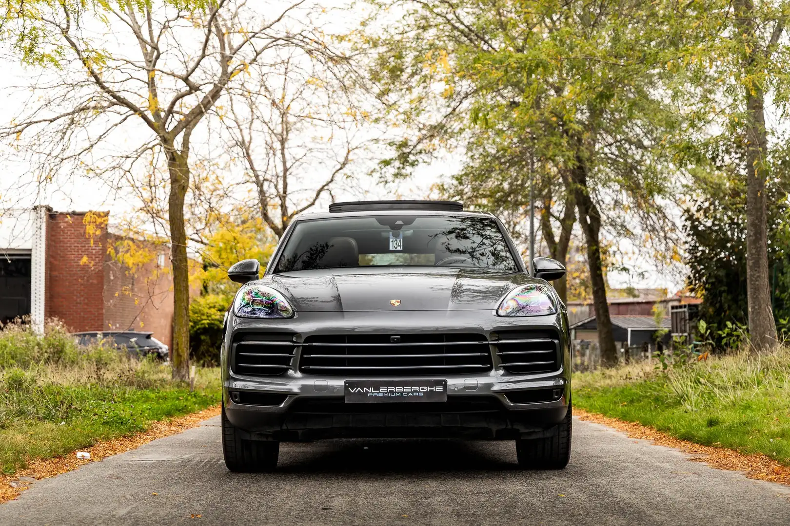 Porsche Cayenne * Pano * 360 Cam * LED * 12-Way * Leder * Gris - 2