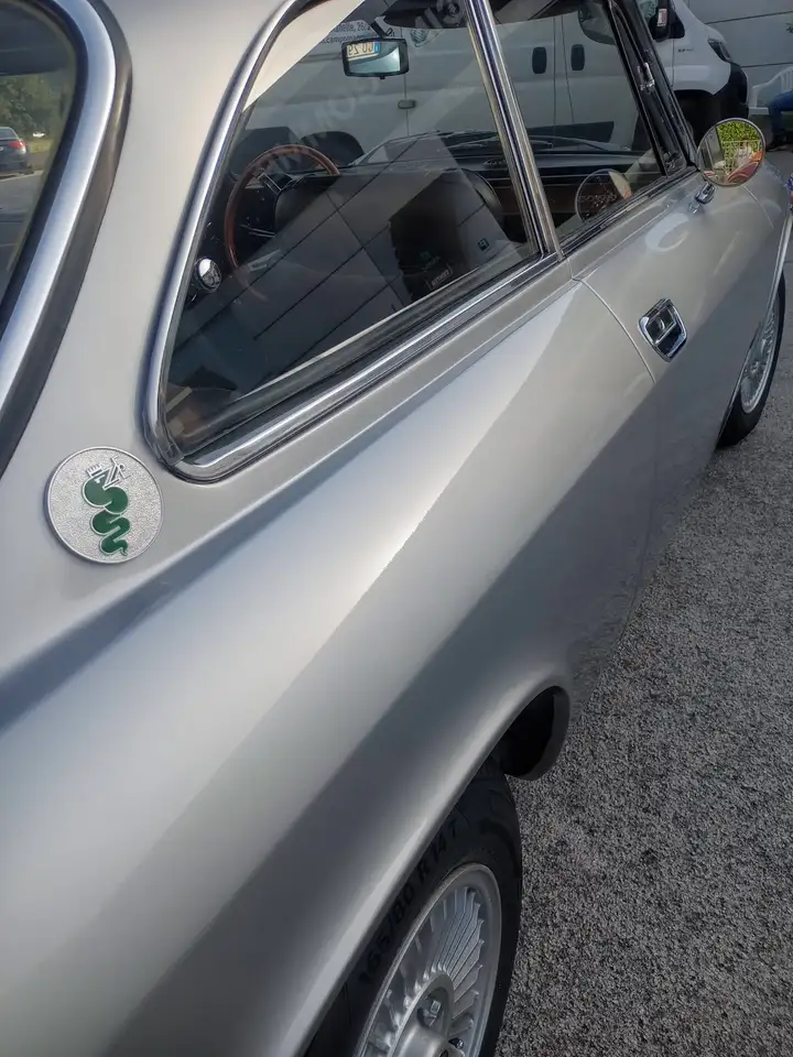 Alfa Romeo GT 2000 veloce, foto 6