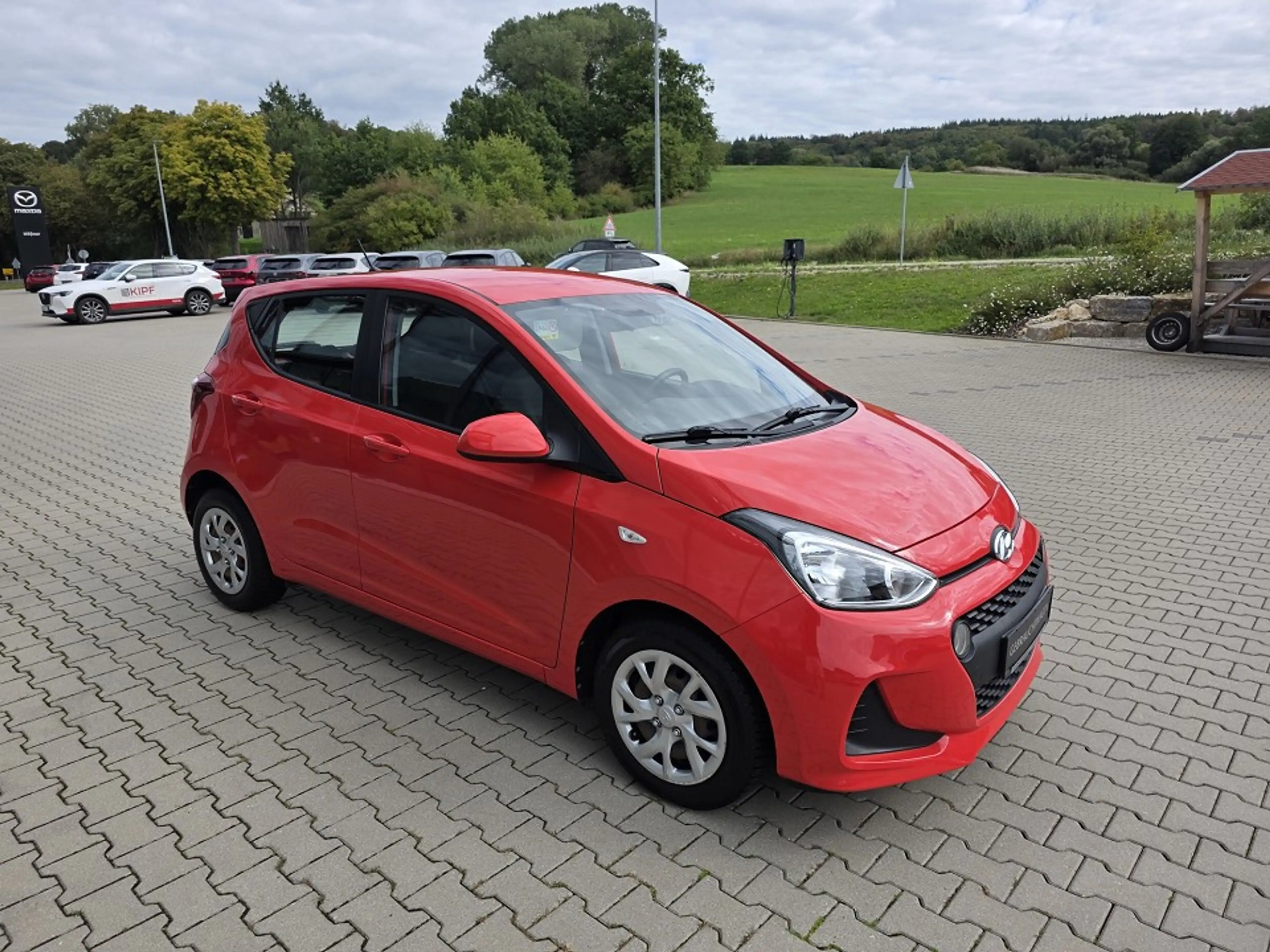 Hyundai i10 — photo 4
