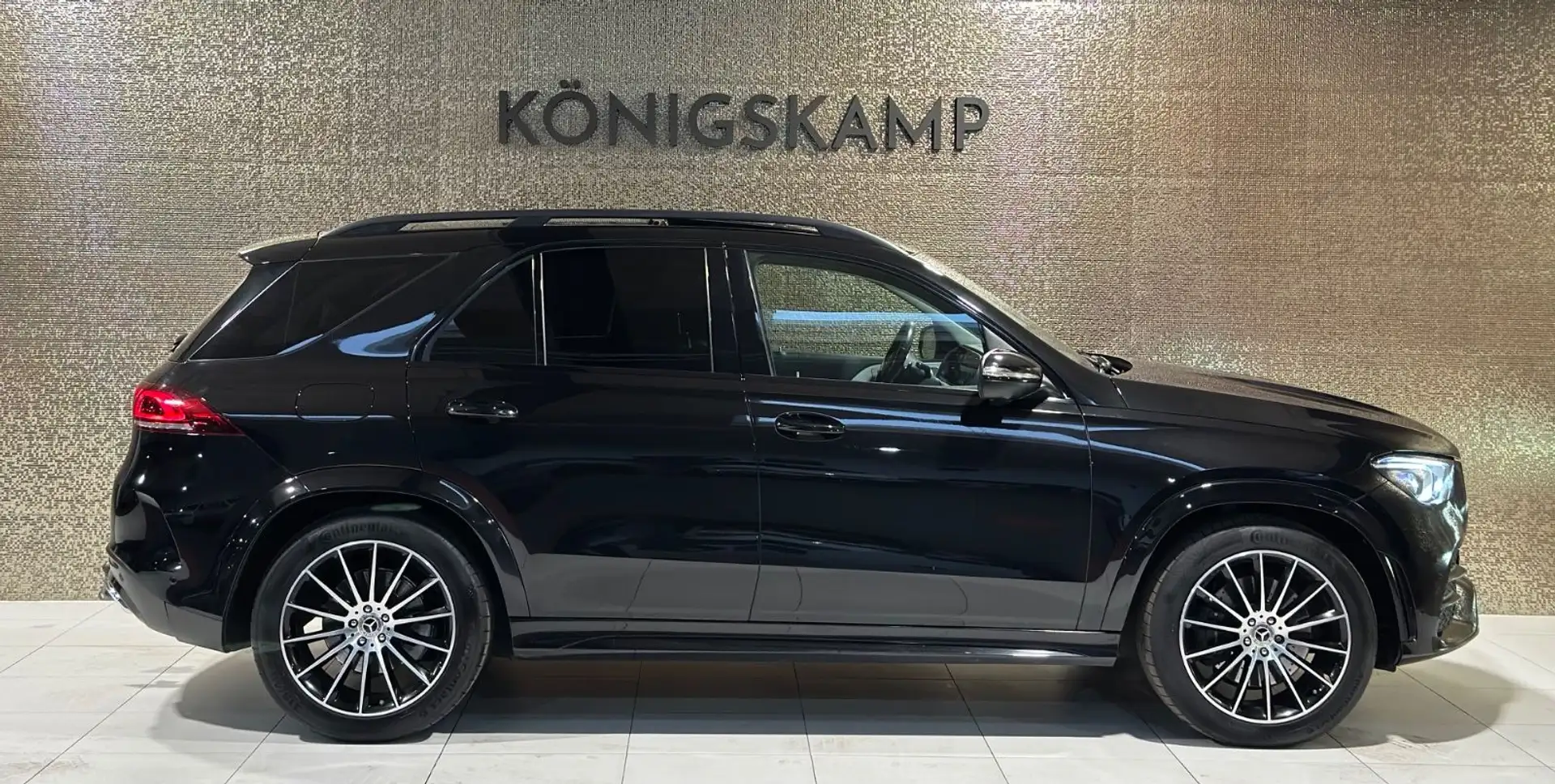 Mercedes-Benz GLE 400 d  AMG-Line  *7-SITZE*PANO*AHK*HUD*360°* Noir - 2