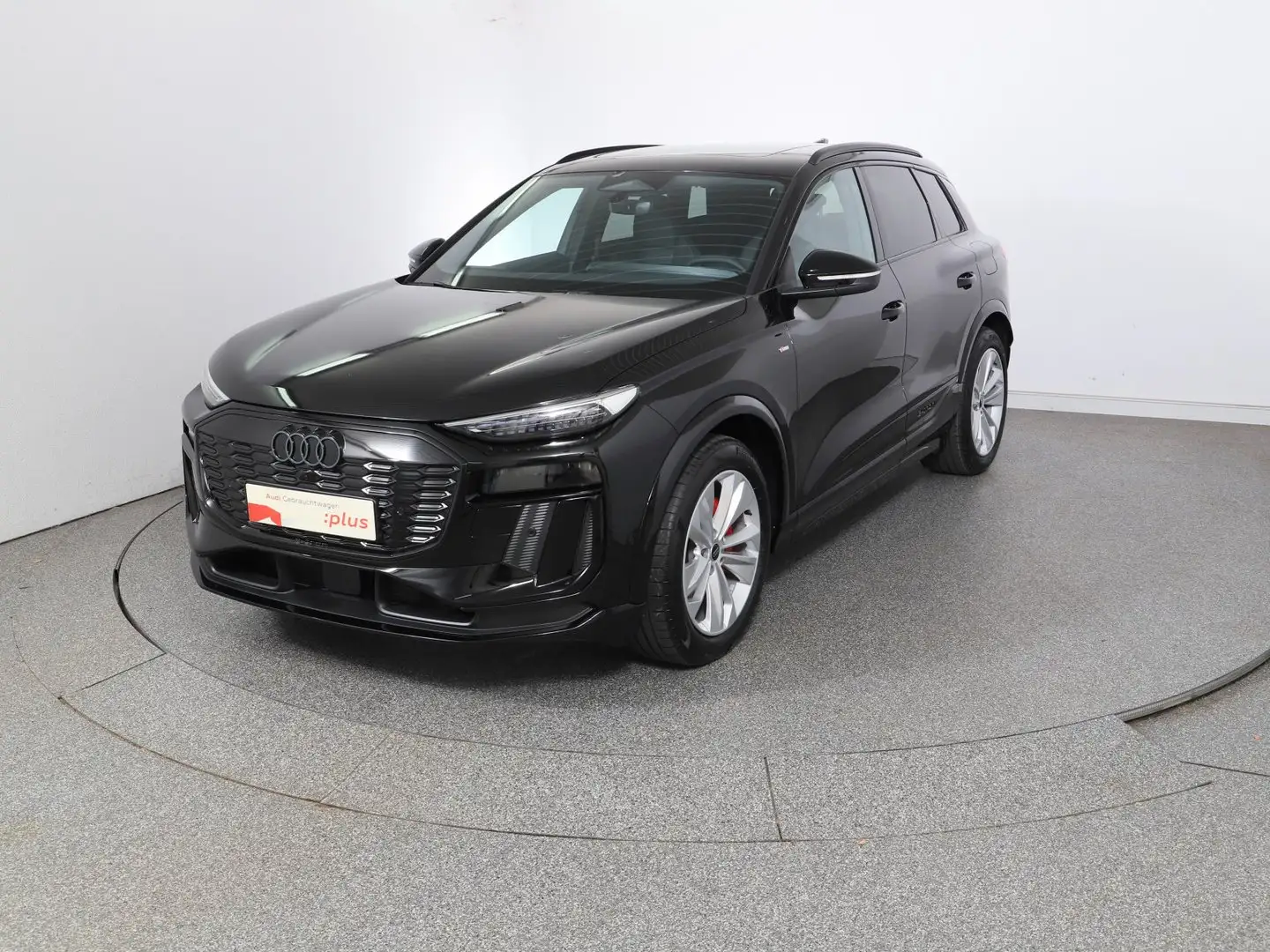 Audi Q6 e-tron e-tron quattro Schwarz - 1