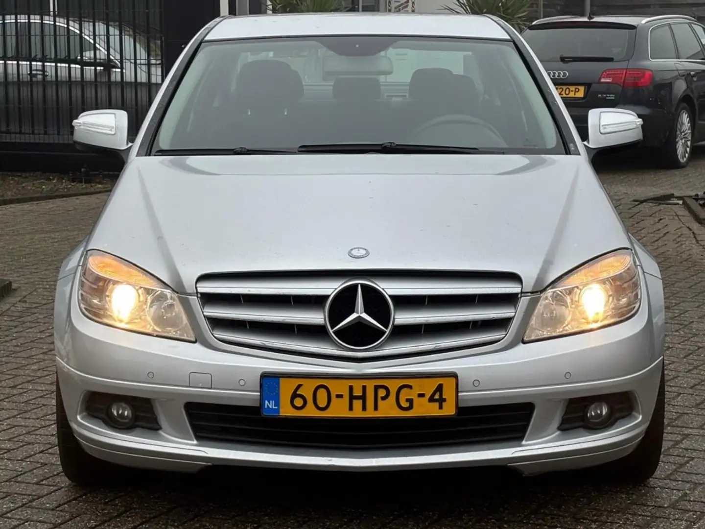 Mercedes-Benz C 220 CDI Sedan Automaat 2007 Youngtimer Grijs - 2