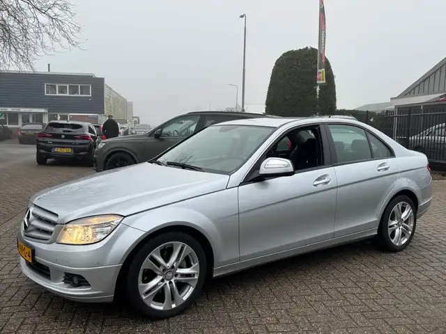 Mercedes-Benz C-Class view 4