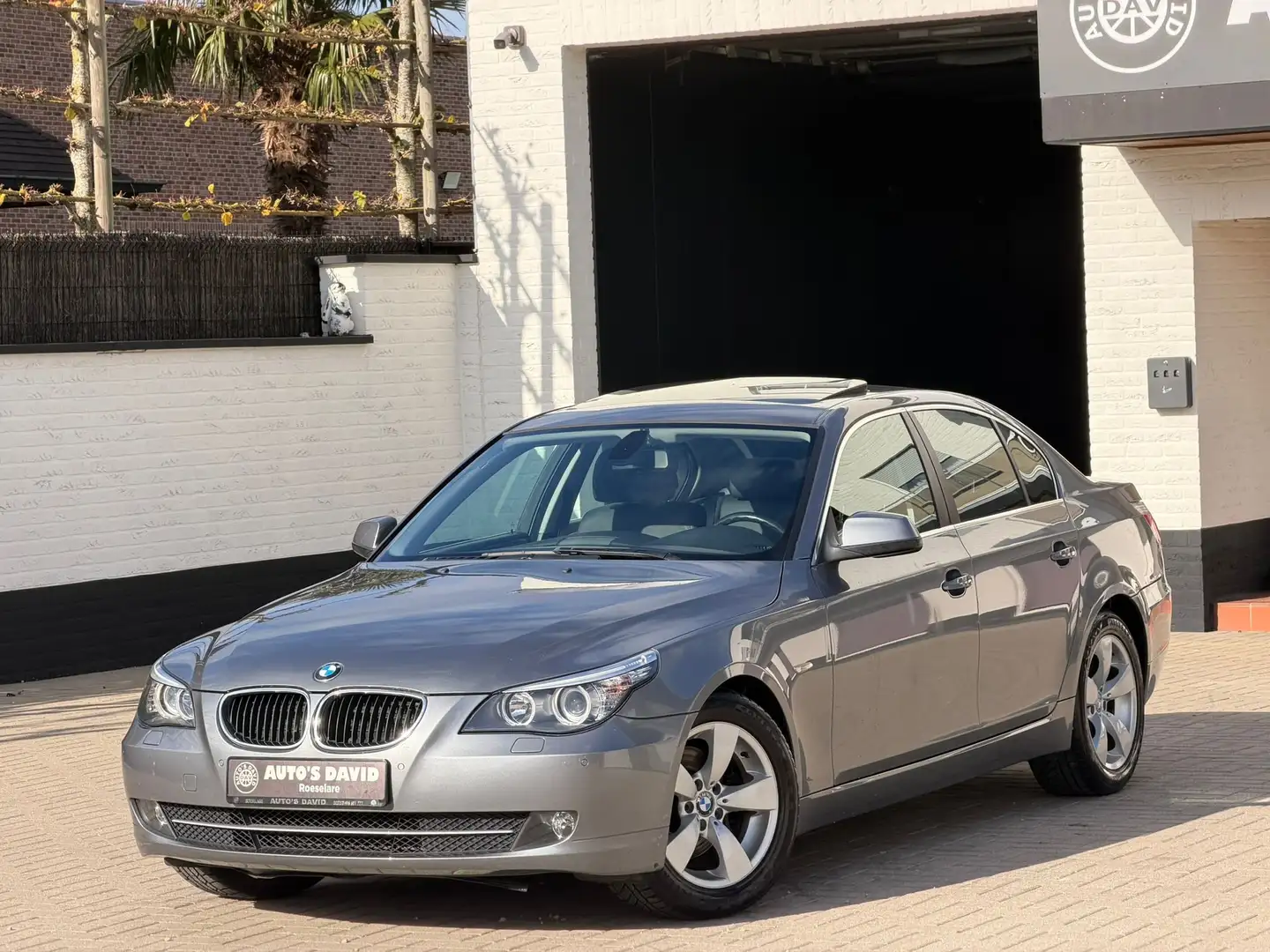 BMW 520 520d Special Edition Gris - 1