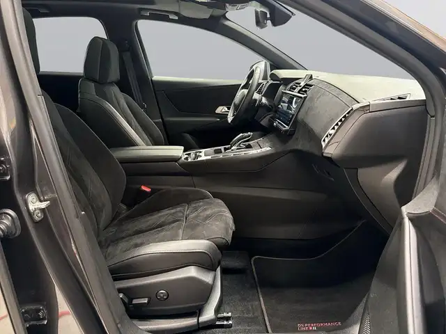 DS Automobiles DS 7 Crossback view 13