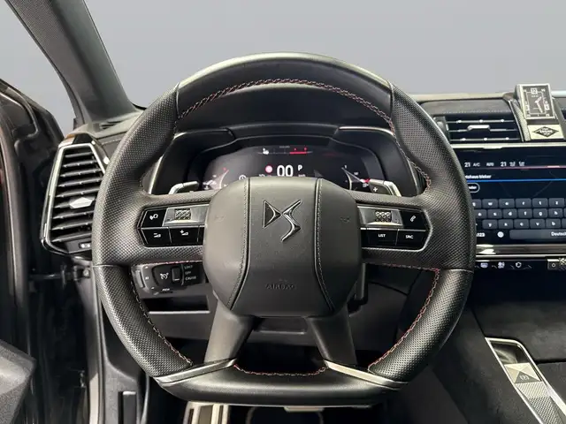 DS Automobiles DS 7 Crossback view 15