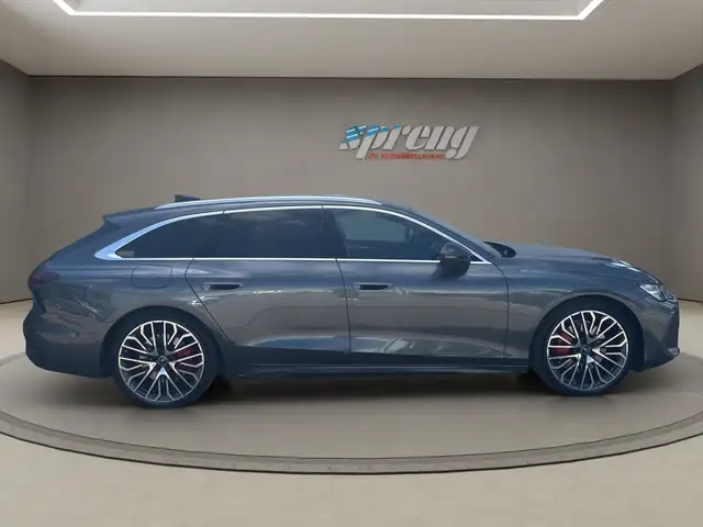 Audi A6 Avant S-line  eHybrid 299PS - nur € 69.999,-* Ansicht 4