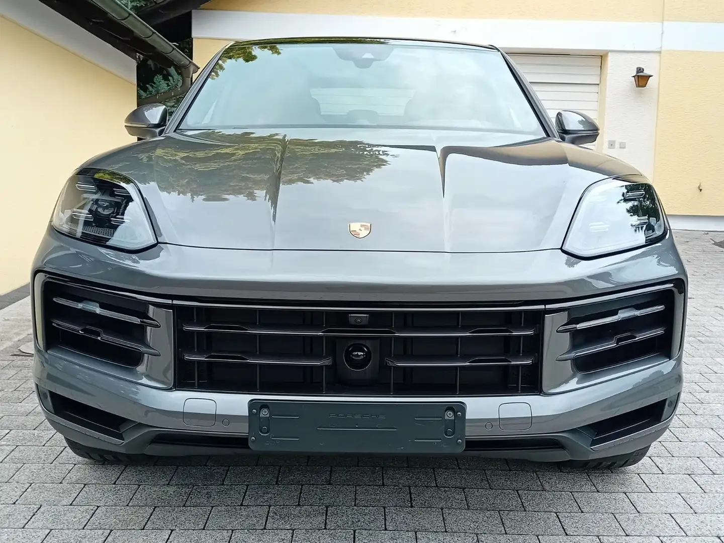 Porsche Cayenne Coupé-Mmy-PASM-21"-Mtx-Sitzbelüft-360° Gris - 2