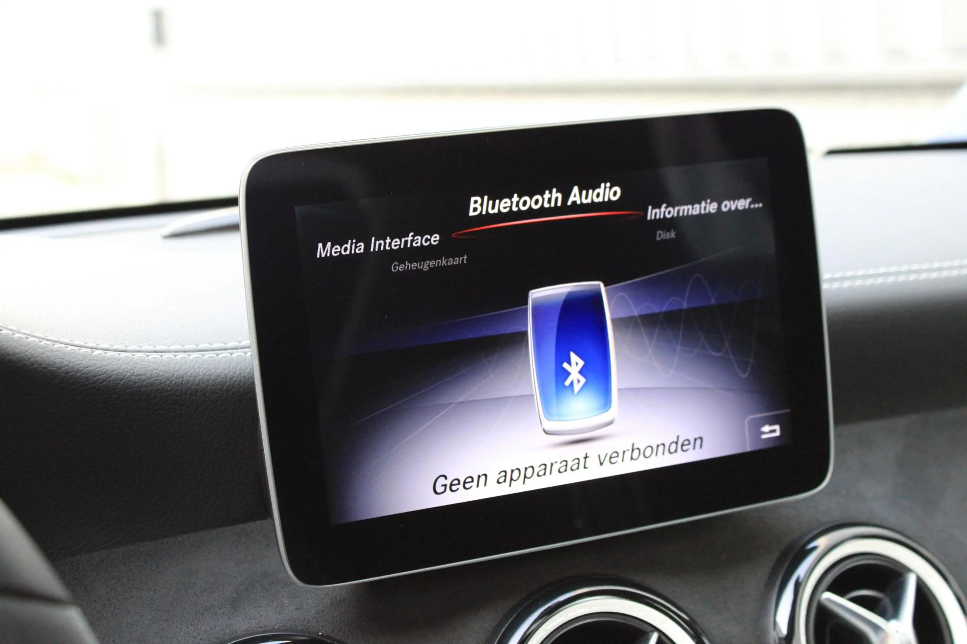 Mercedes-Benz CLA 180 AMG Pano | Distronic | Sfeerverlichting | Memory | — photo 27