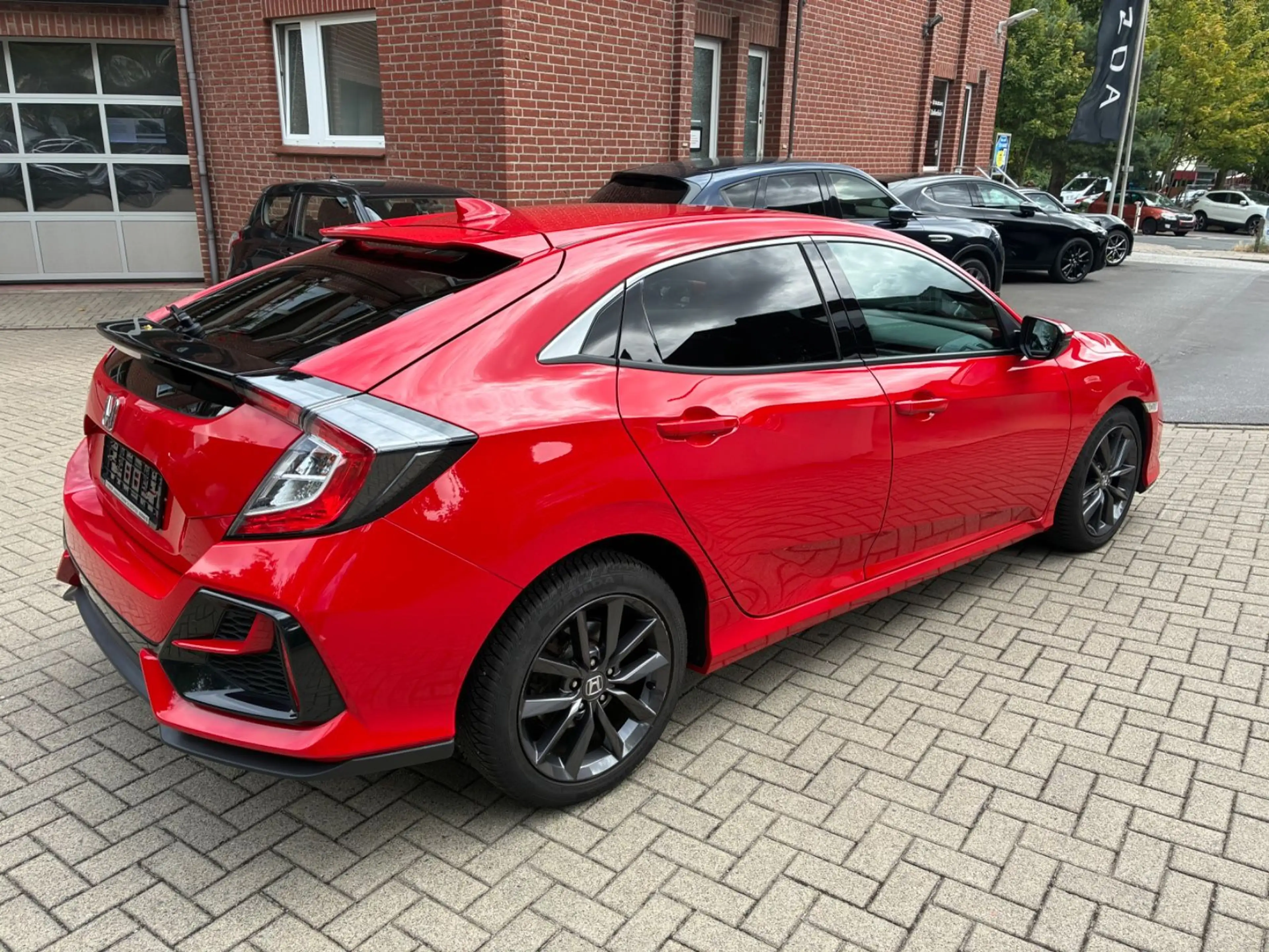Honda Civic 1.0 CVT Elegance — photo 11