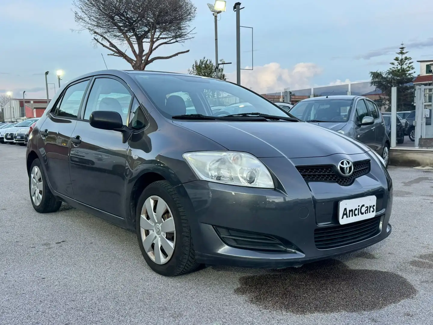 Toyota Auris 1.4 D-4D 5 porte MY'08 Grigio - 2