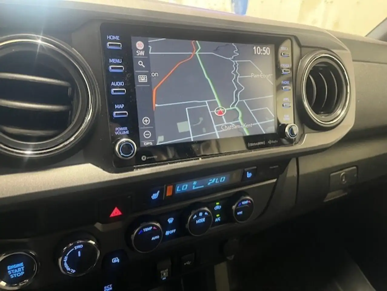 Toyota Tacoma снимка Toyota Tacoma