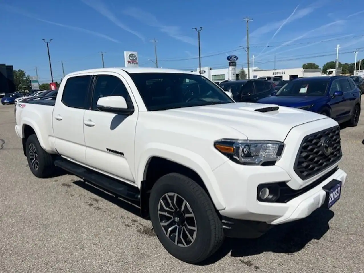 Toyota Tacoma снимка Toyota Tacoma