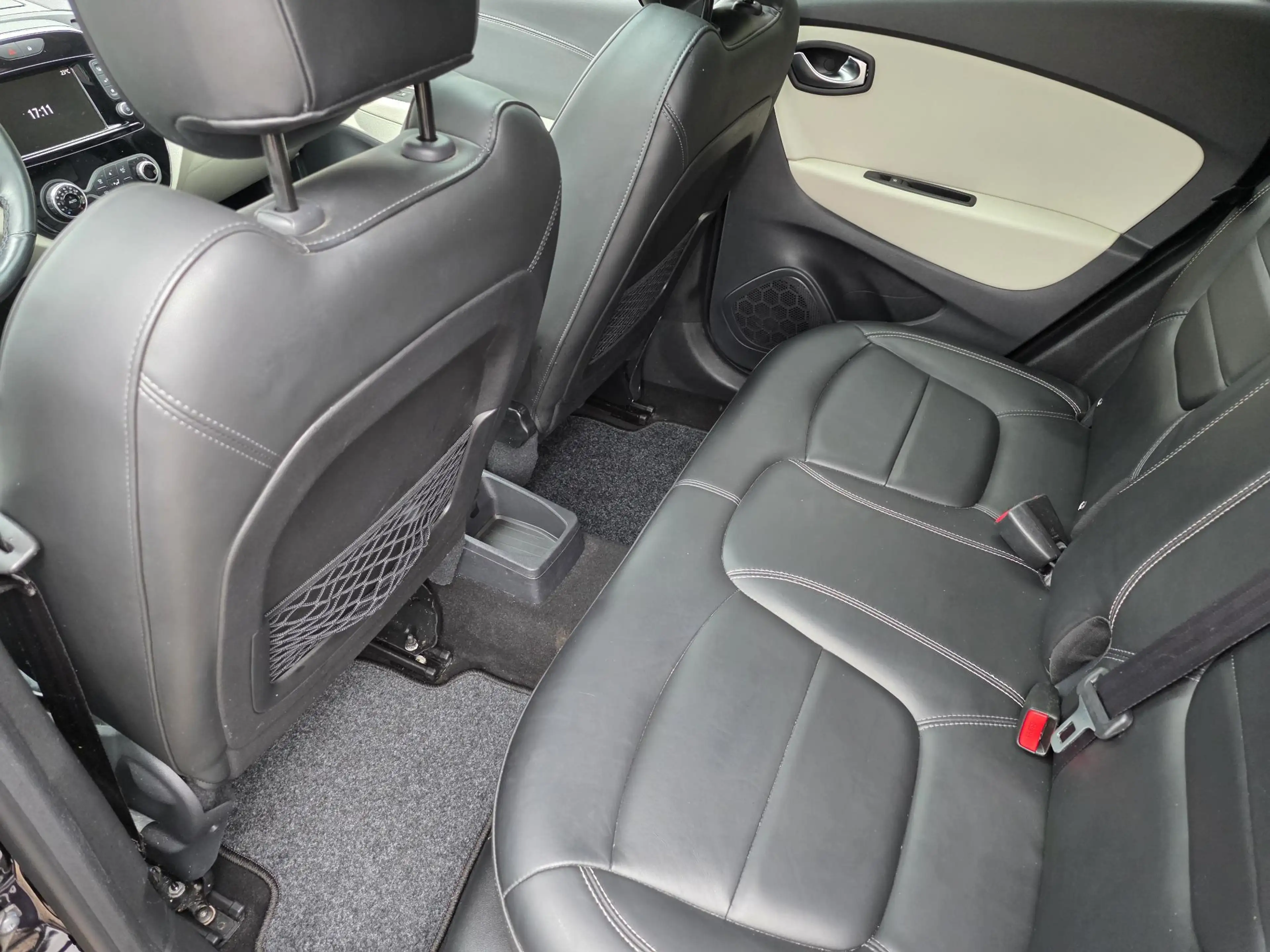 Renault Captur 1.2 TCe Initiale Paris /Apple Carplay/Panodak/Came — photo 27