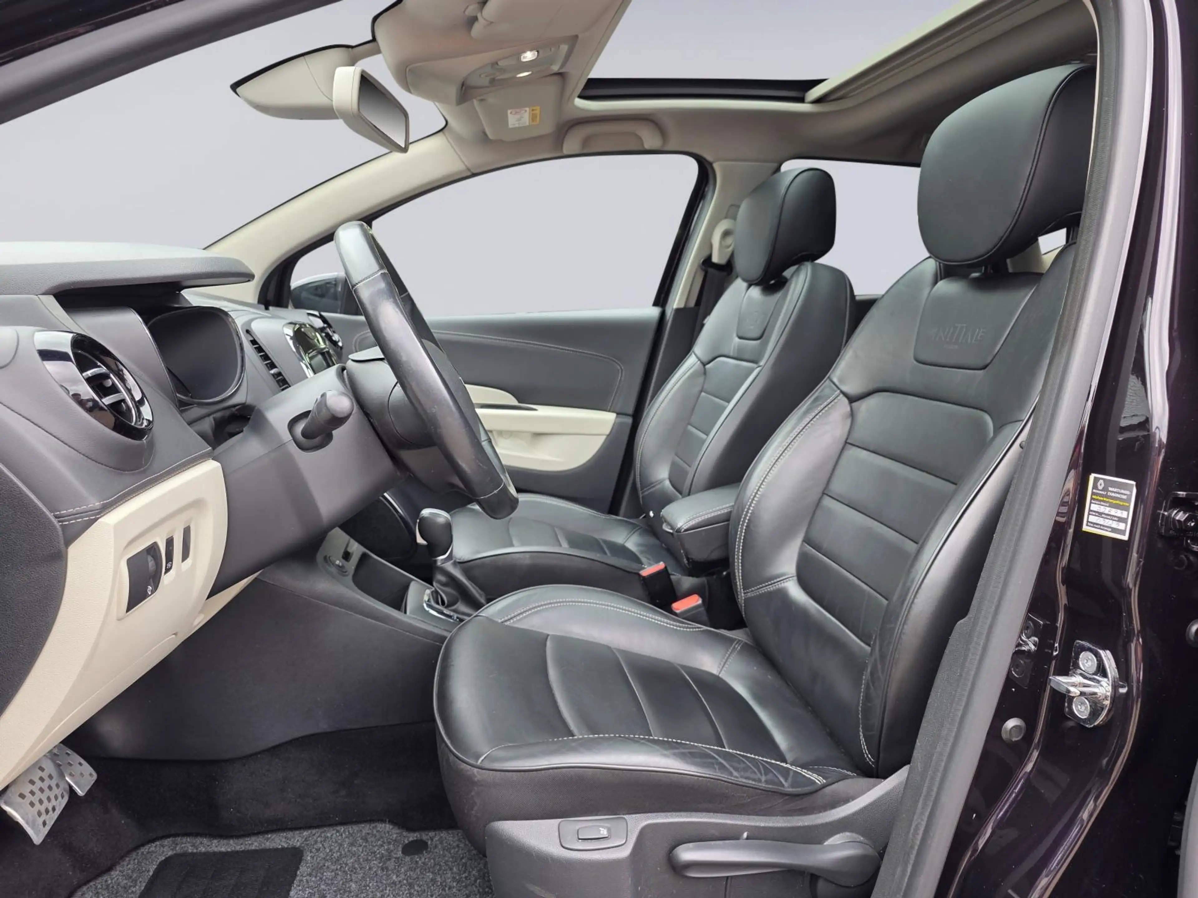 Renault Captur 1.2 TCe Initiale Paris /Apple Carplay/Panodak/Came — photo 9