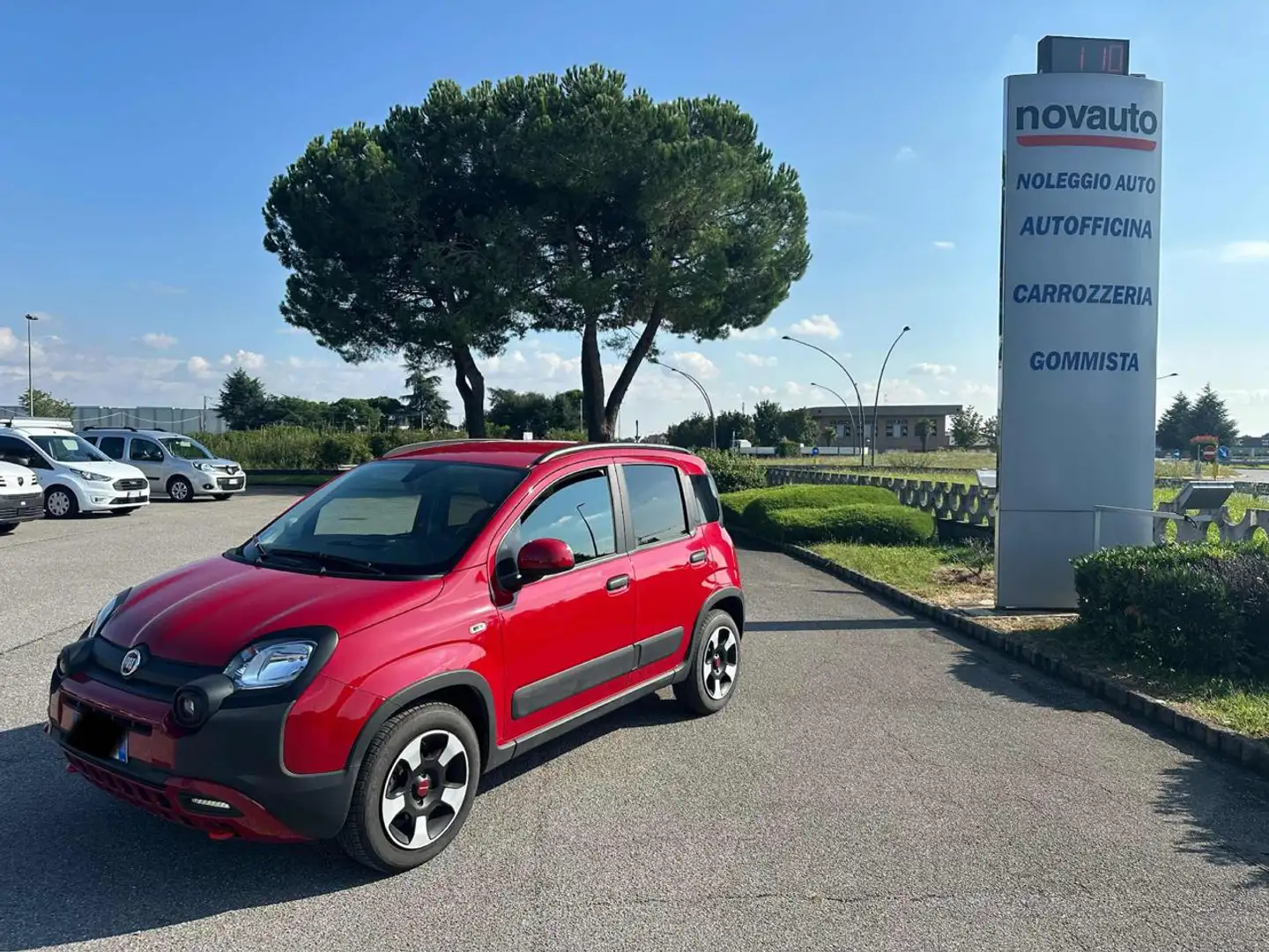 Fiat Panda Cross 1.0 FireFly S&S Hybrid Rosso - 1