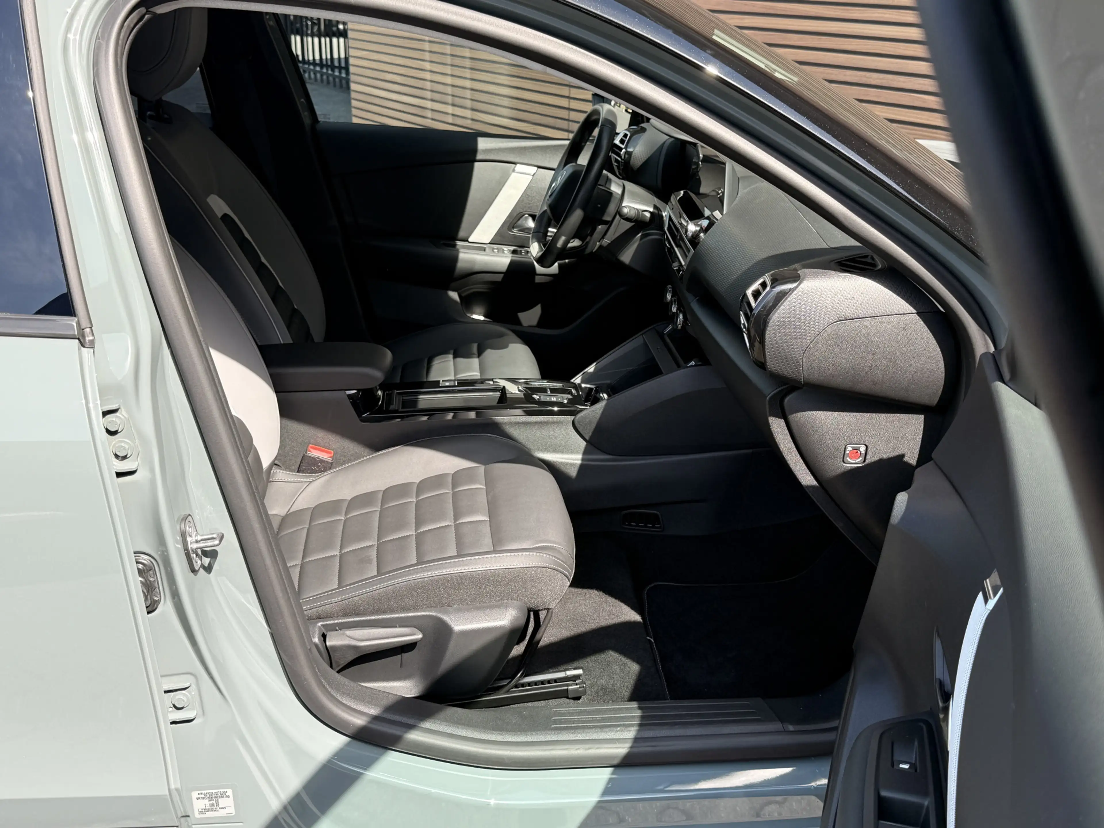 Citroen E-C4 Electric Max 156pk Extended range 54 kWh Navi / Carplay/ HU — photo 40