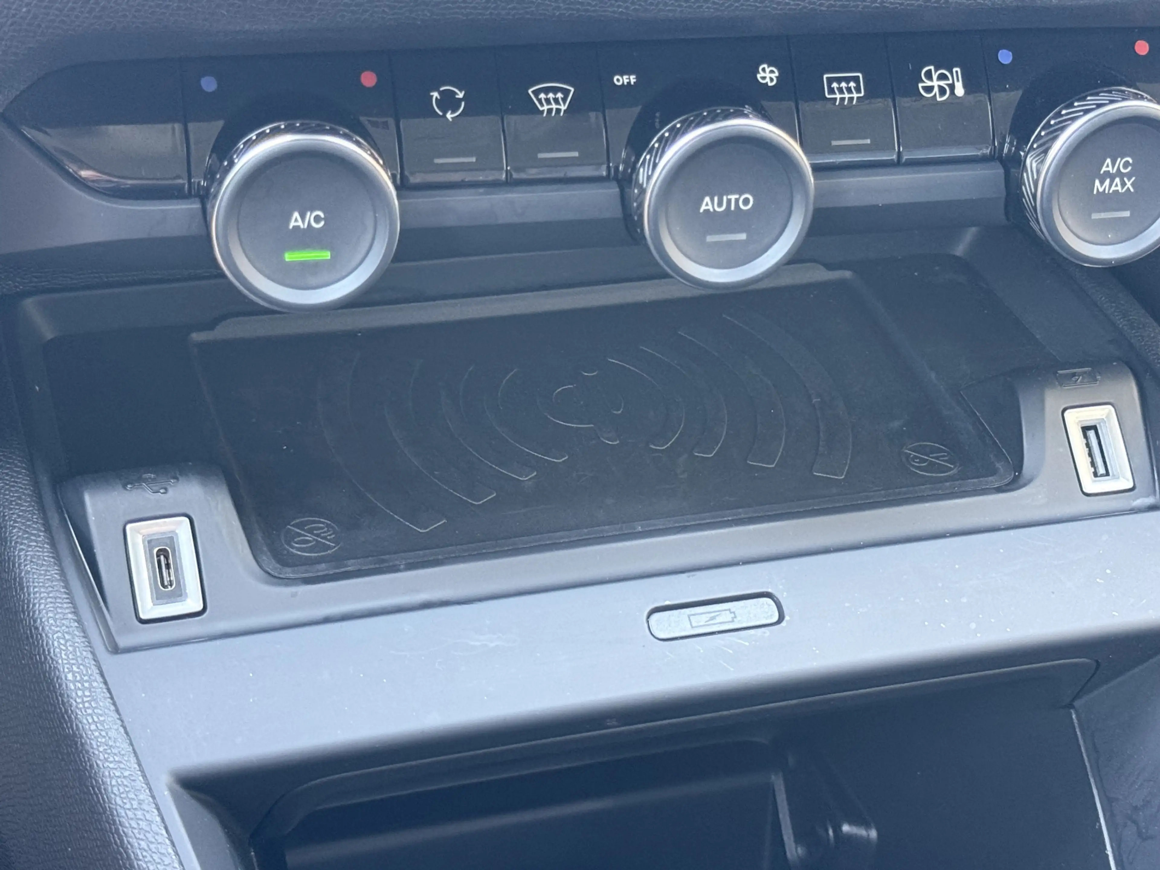 Citroen E-C4 Electric Max 156pk Extended range 54 kWh Navi / Carplay/ HU — photo 35