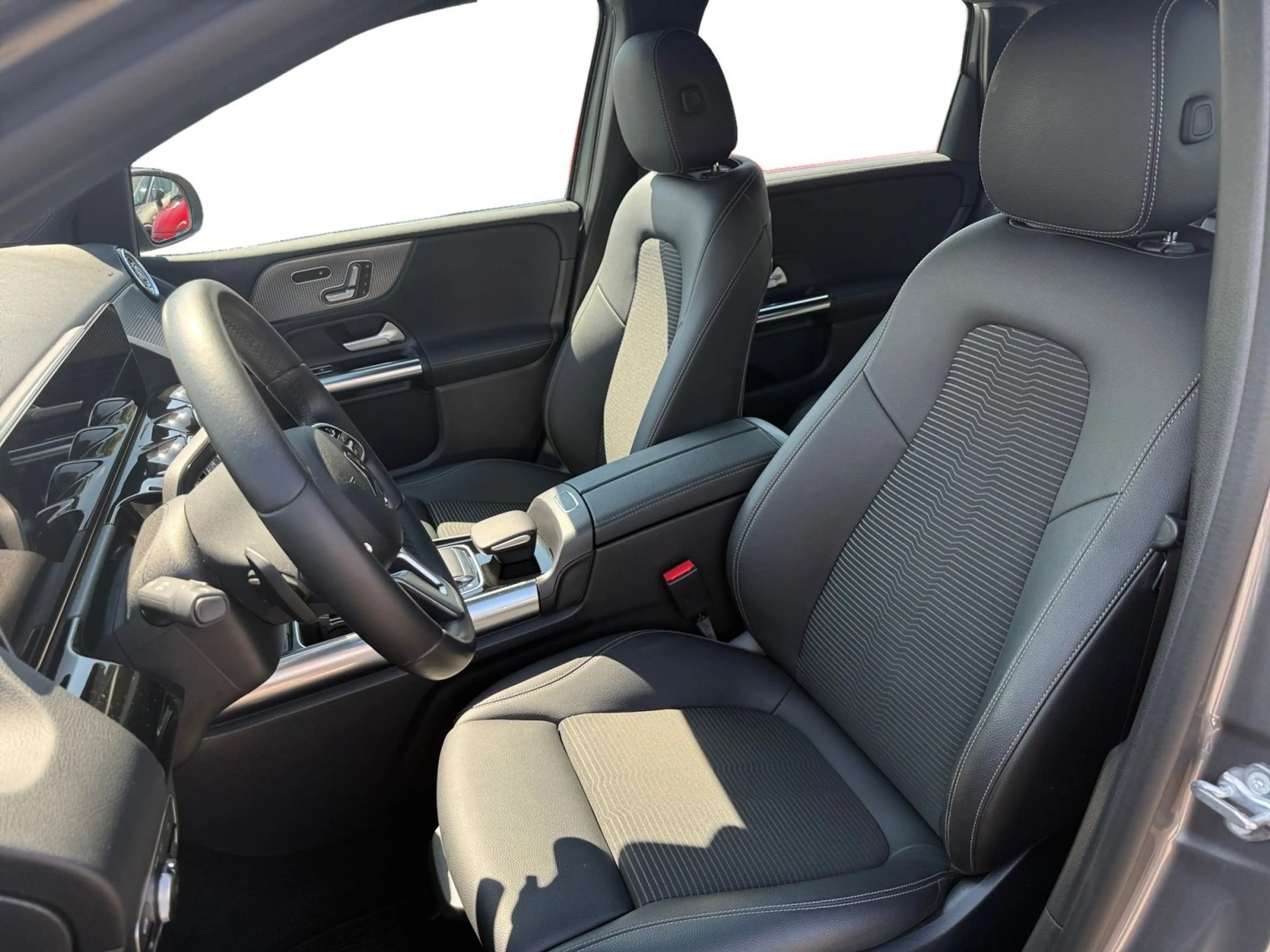 Mercedes-Benz B 220 Progressive 4Matic 360° MEMORY ACC — photo 10