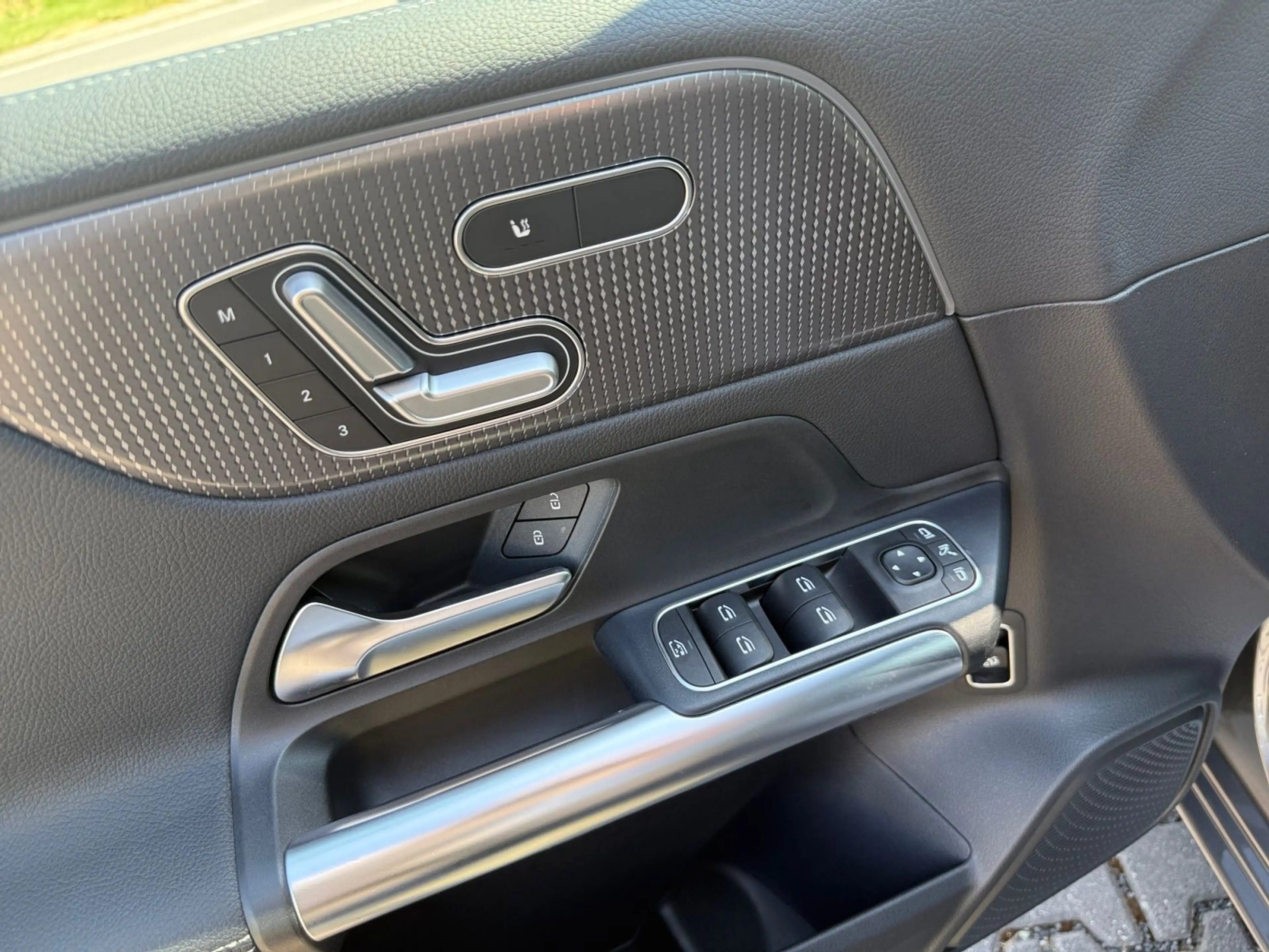 Mercedes-Benz B 220 Progressive 4Matic 360° MEMORY ACC — photo 9