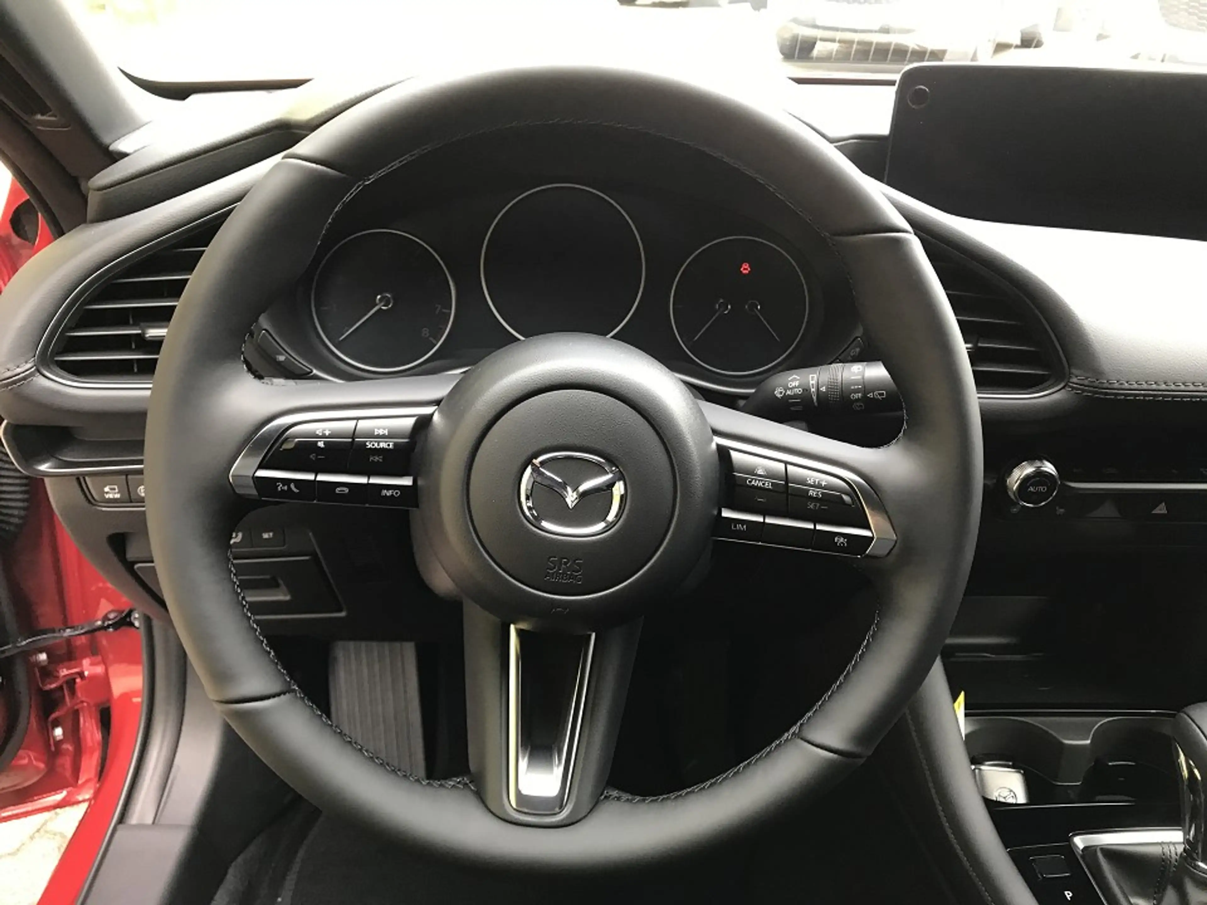 Mazda 3 Homura Plus 2.5L Automatik e-SKYACTIV G 140ps — photo 12
