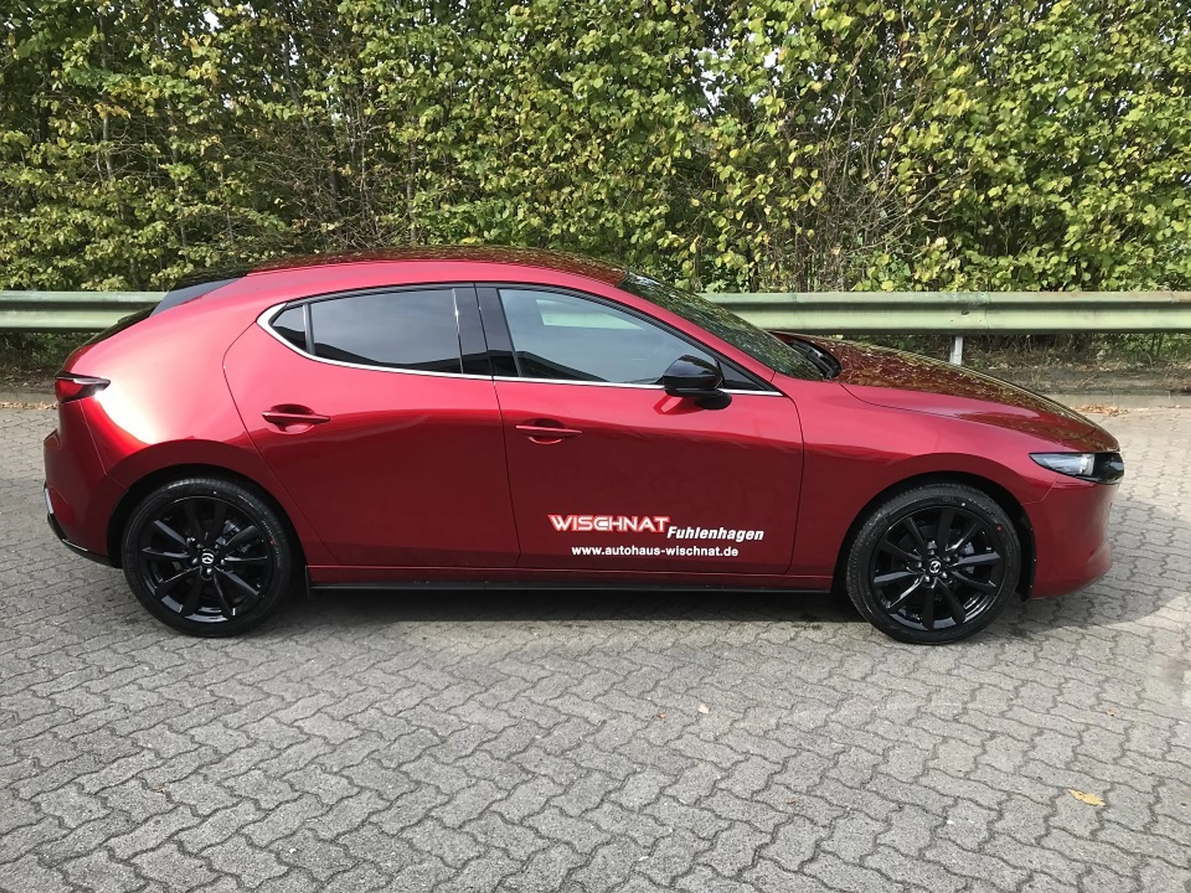 Mazda 3 Homura Plus 2.5L Automatik e-SKYACTIV G 140ps — photo 4