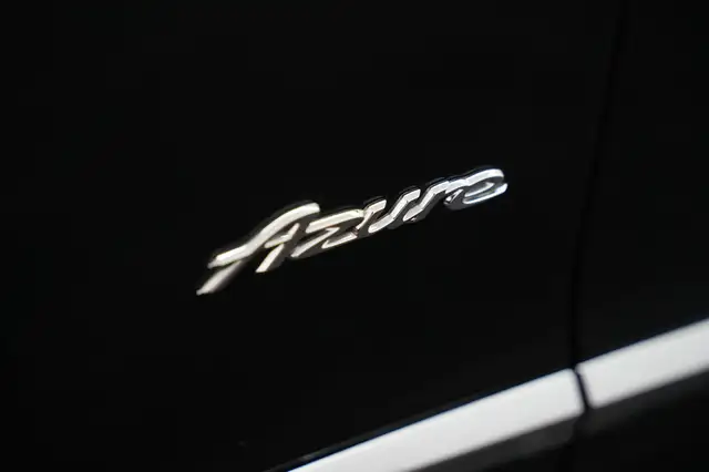 Bentley Flying Spur view 21