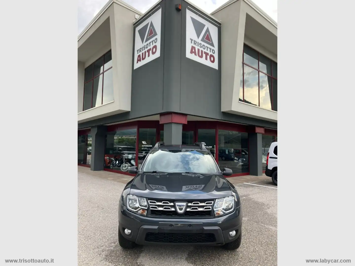 Dacia Duster 1.2 TCe 125CV 4WD Grau - 1