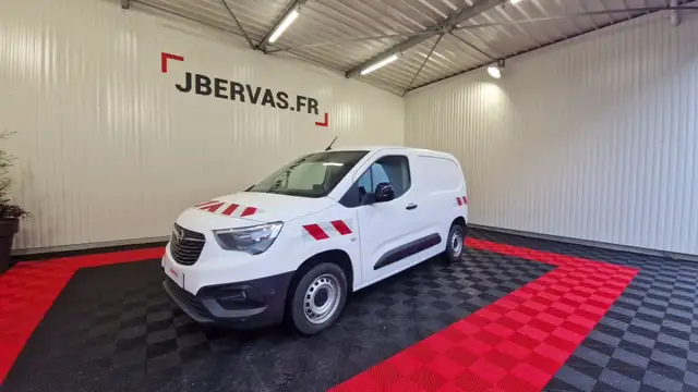 Opel 1.5 100 CH S/S L1H1 STANDARD PACK CLIM