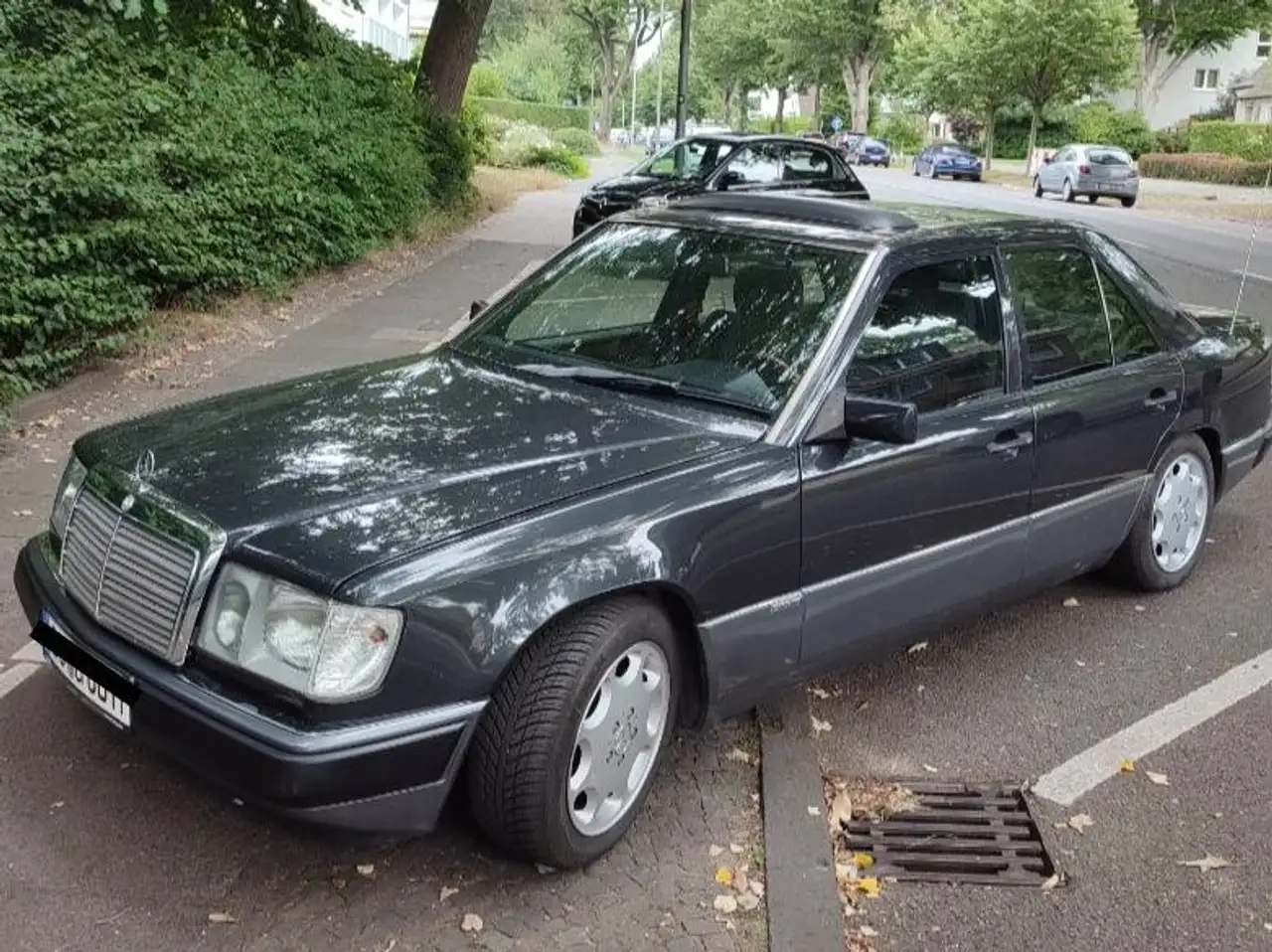 Mercedes-Benz E 230