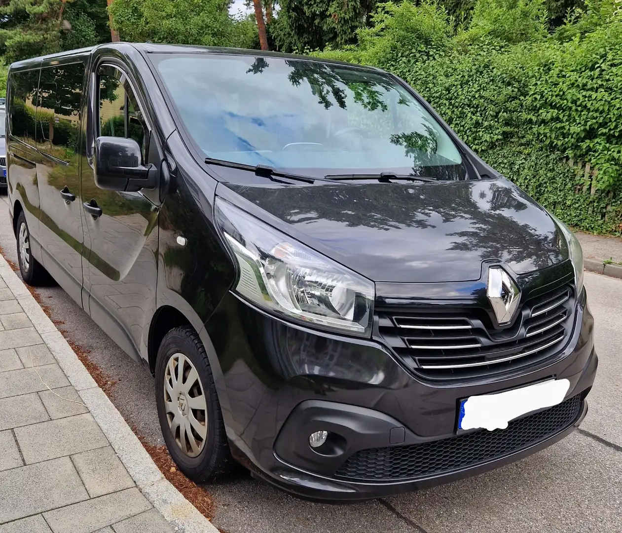 Renault Trafic L2H1 2,9t (8/9 Sitze) Expression - 1
