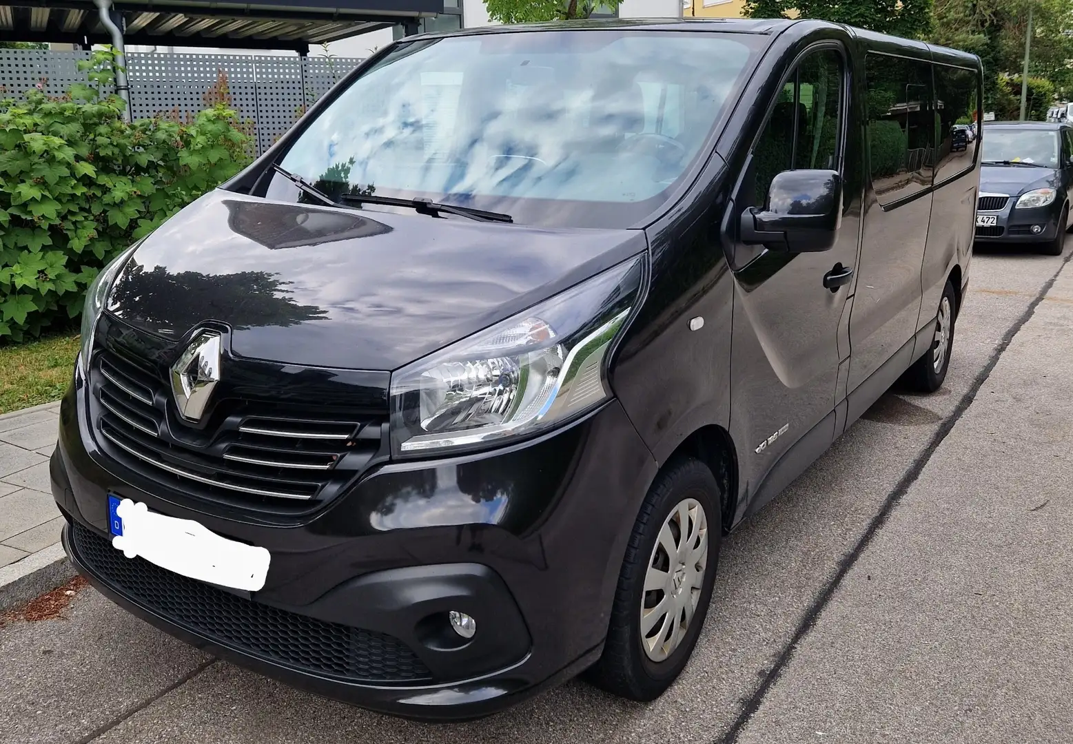 Renault Trafic L2H1 2,9t (8/9 Sitze) Expression - 2
