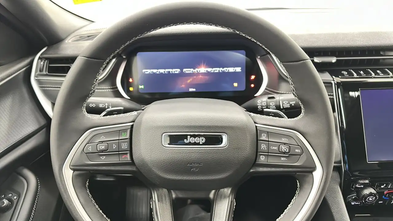 Jeep Grand Cherokee снимка Jeep Grand Cherokee