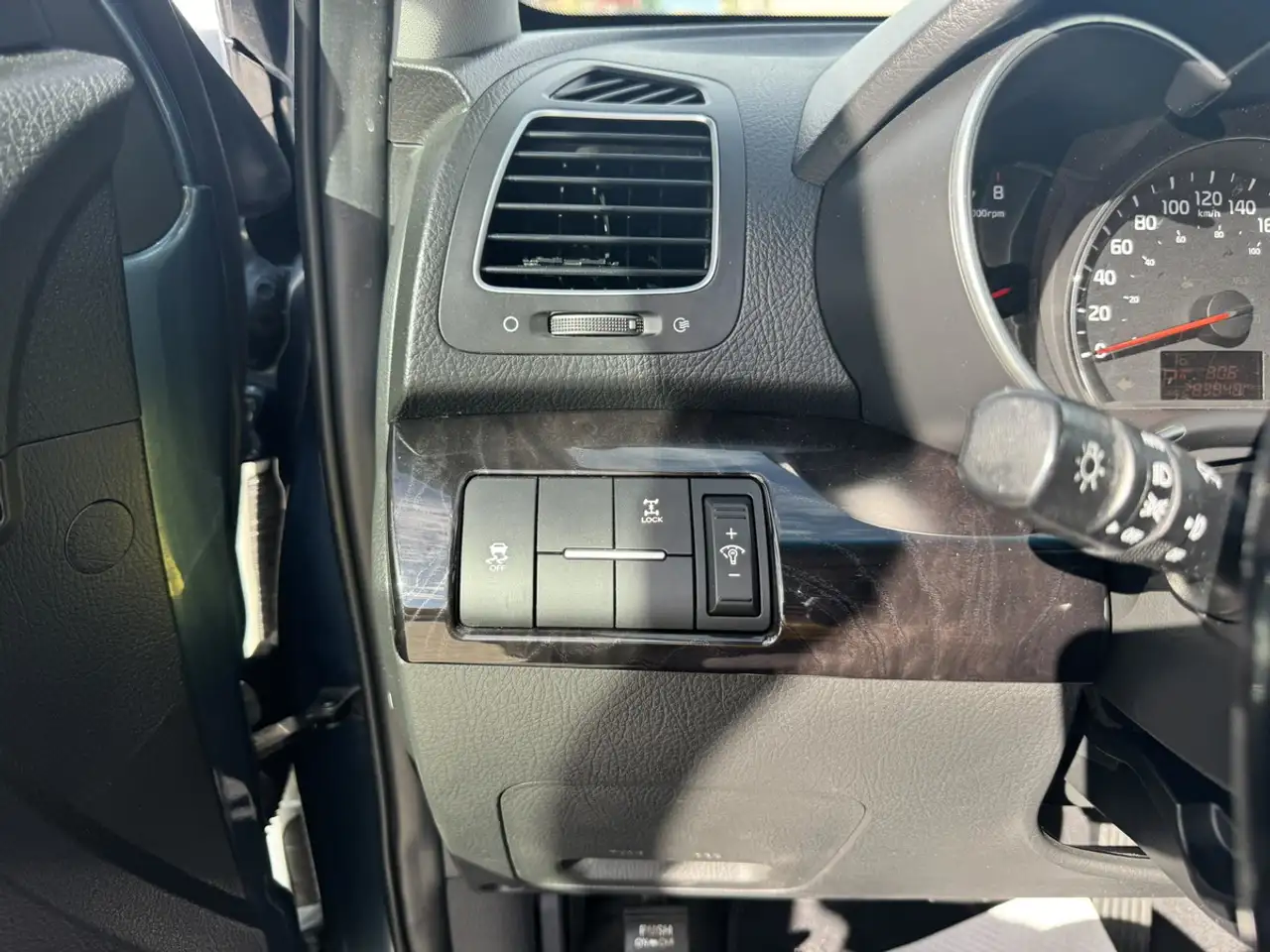 Kia Sorento снимка Kia Sorento