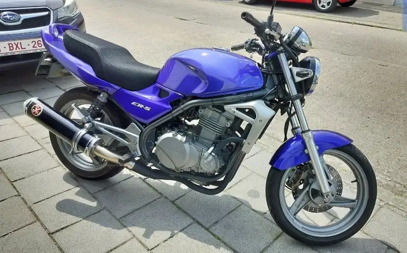 Kawasaki ER - 5