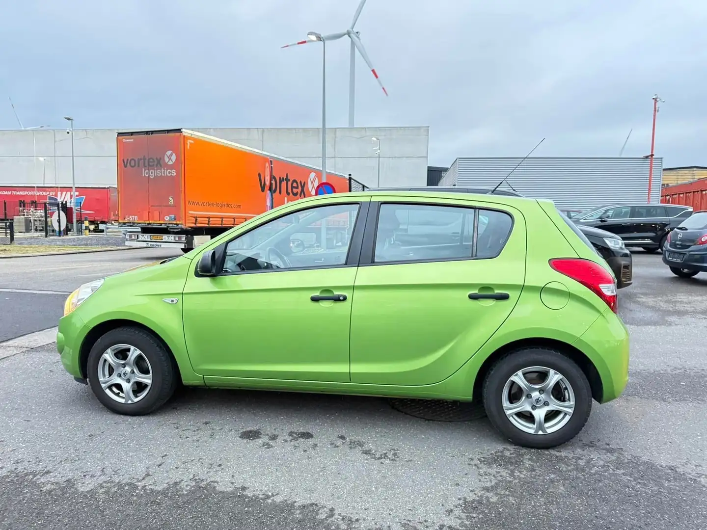 Hyundai i20 Classic  1.2i *5zit*Garantie *1EIG GARANTIE Vert - 2