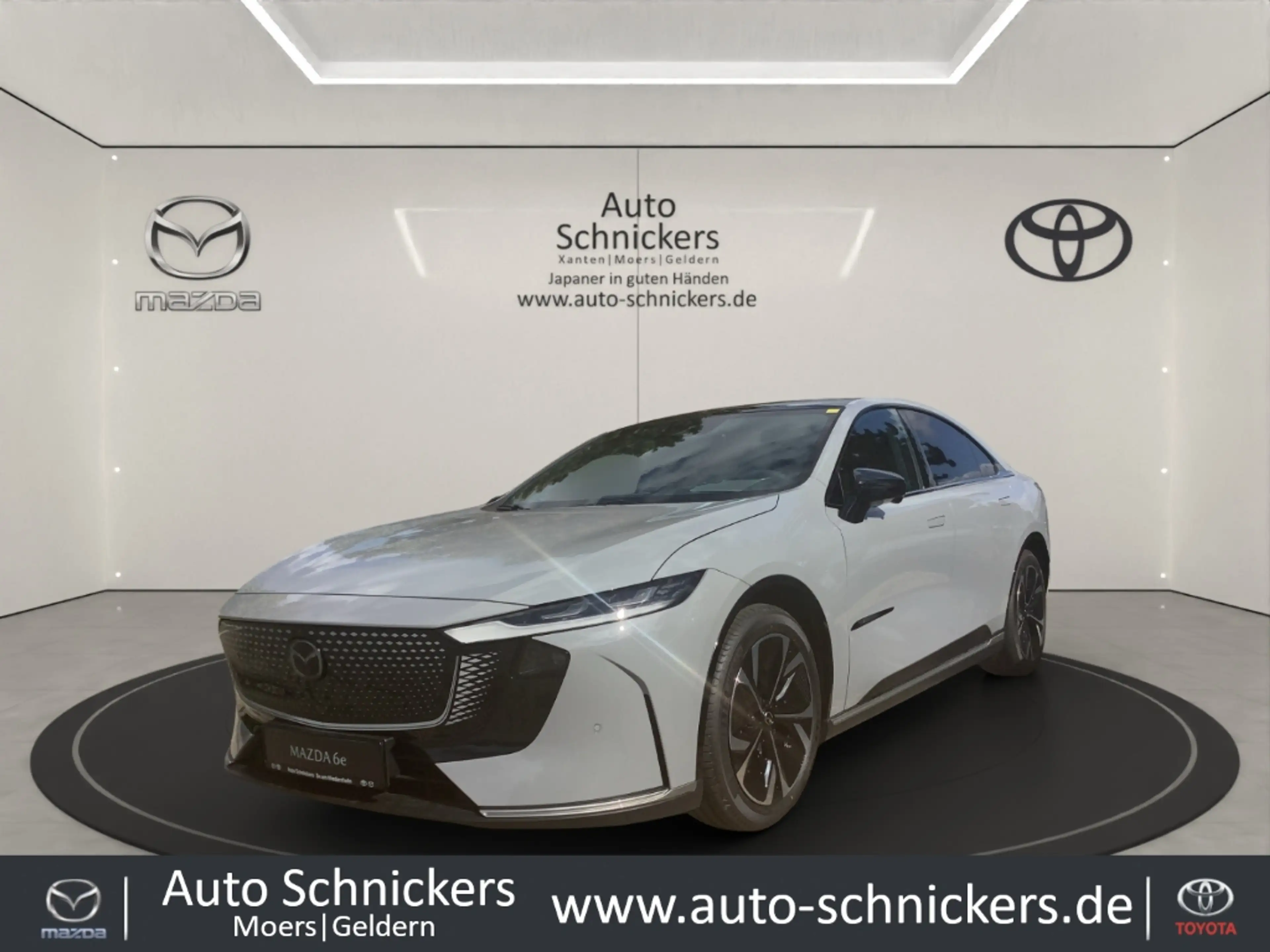 Mazda 6 Takumi+LEDER SCHWARZ+GJ-RÄDER !!