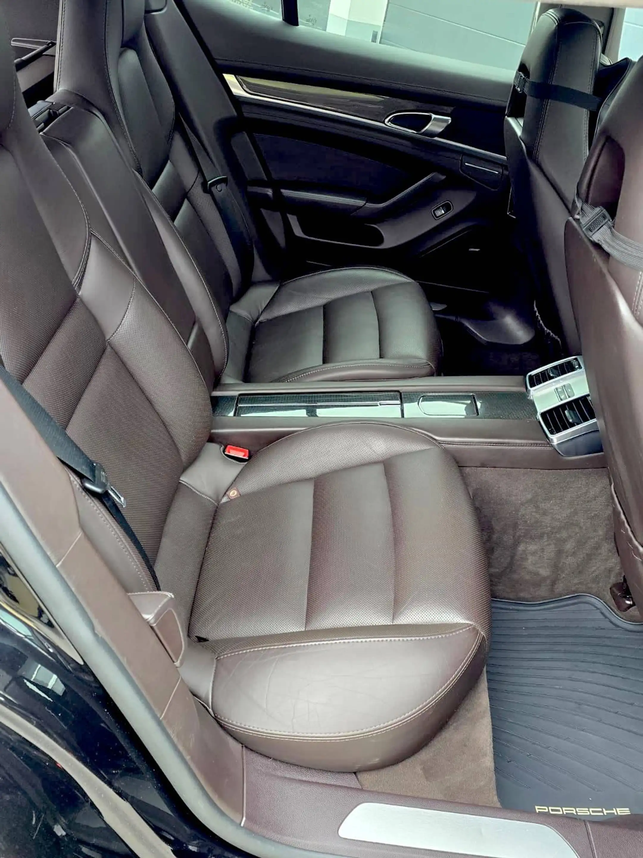 Porsche Panamera Turbo — photo 12