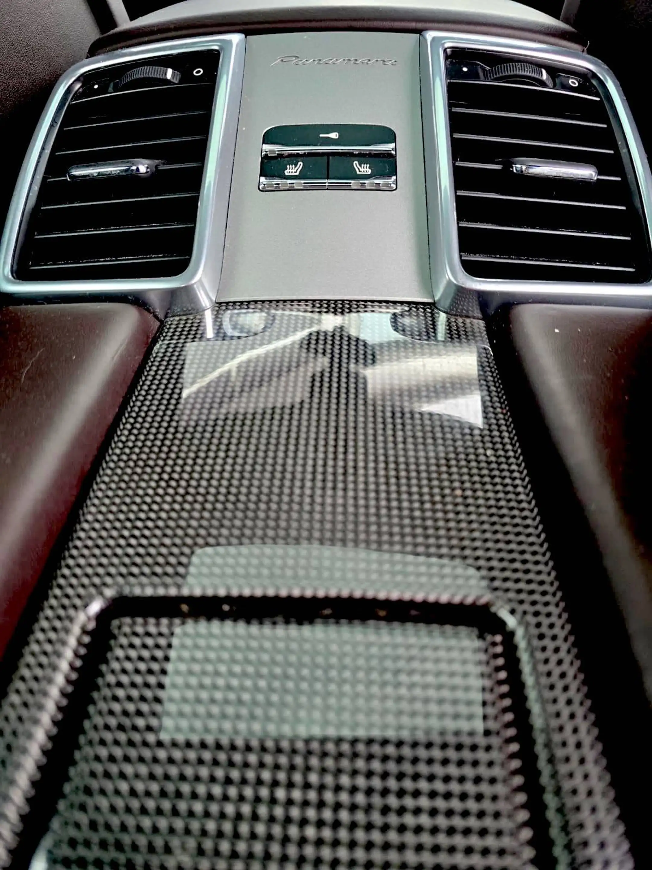 Porsche Panamera Turbo — photo 13