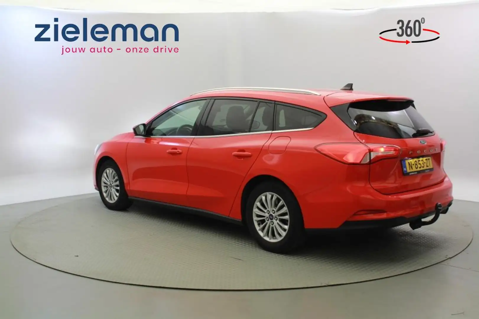 Ford Focus 1.5 EcoBlue Titanium X Business Wagon - Carplay, C Rood - 2