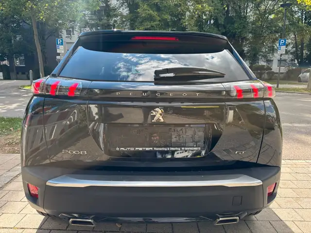 Peugeot 2008 view 4