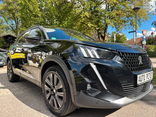 Peugeot 2008 view 8