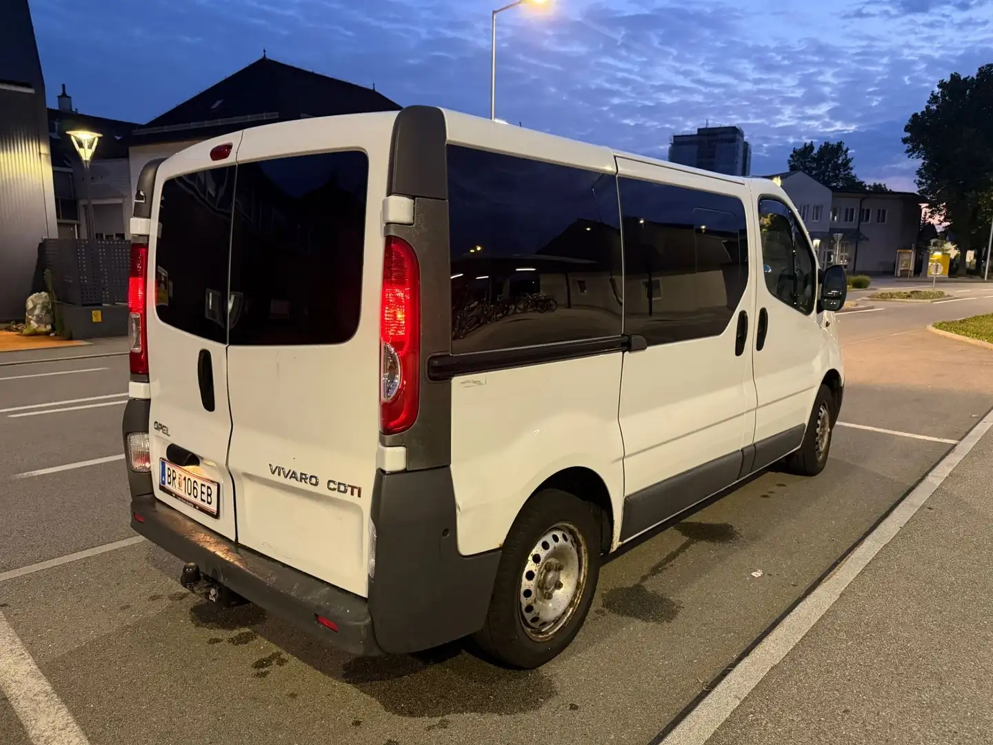 Opel Vivaro L1H1 2,0 CDTI 2,9t Alb - 2