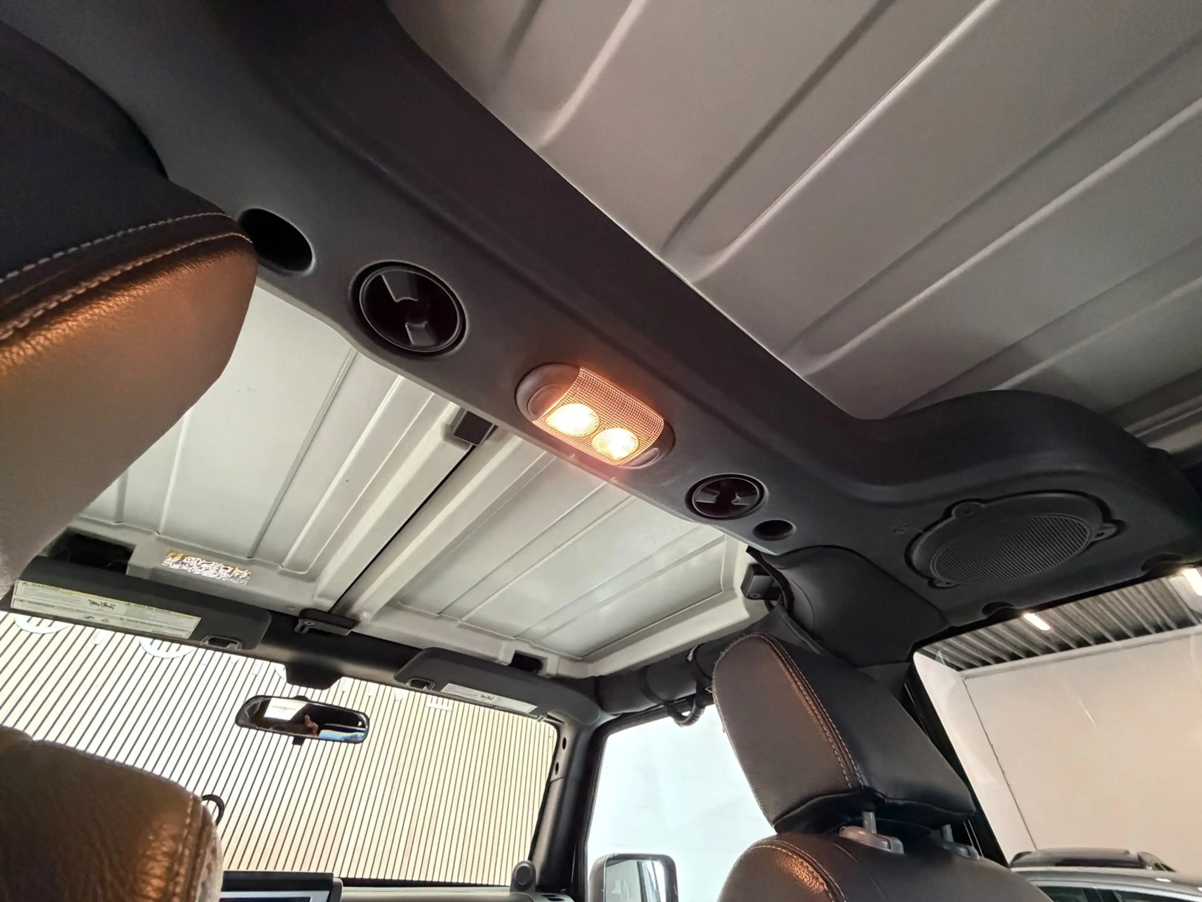 Jeep Wrangler JEEP UNLIMITED - GRIJS KENTEKEN - TREKHAAK - AIRCO — photo 13