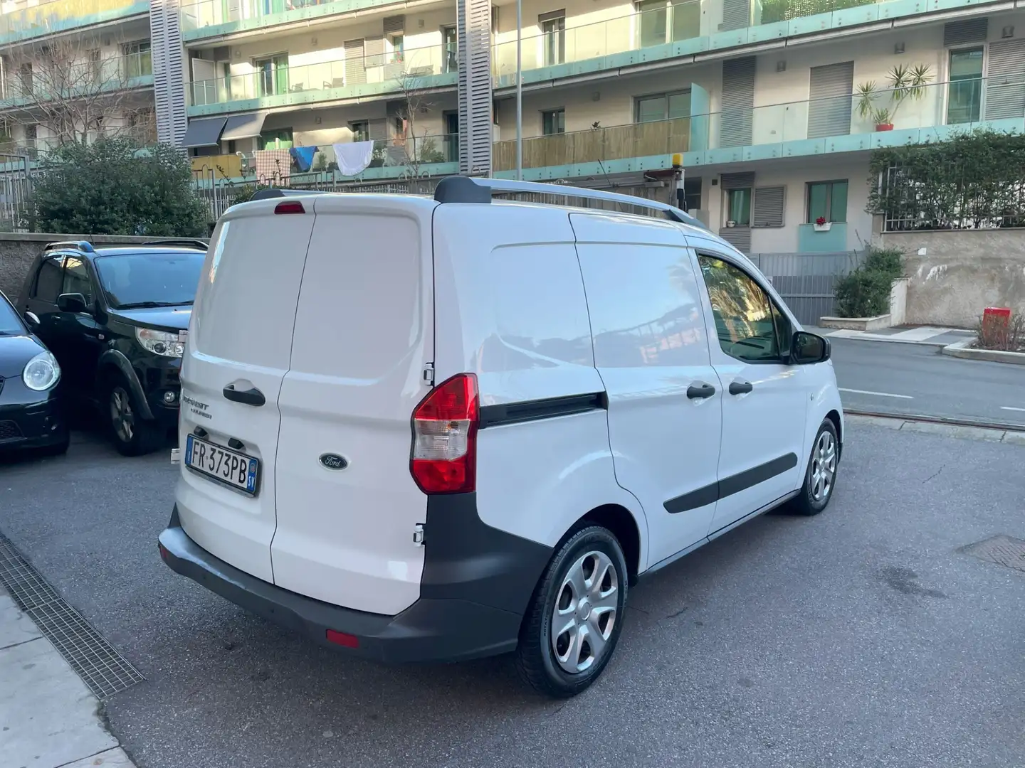 Ford Transit Courier TRANSIT COURIER DISTRIBUZIONE NUOVA Bianco - 2