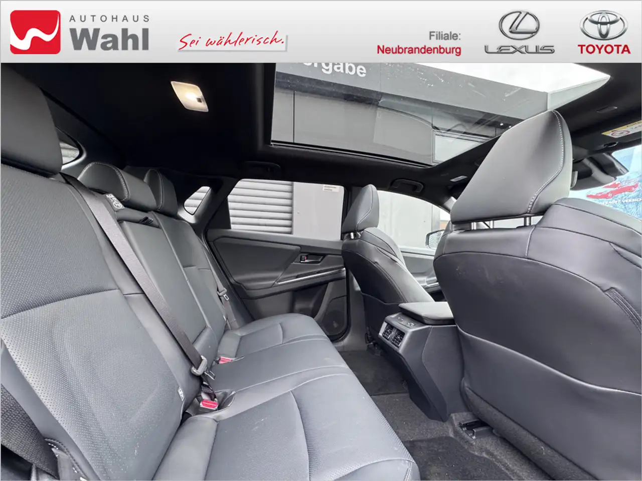 Toyota bZ4X AWD Lounge 15