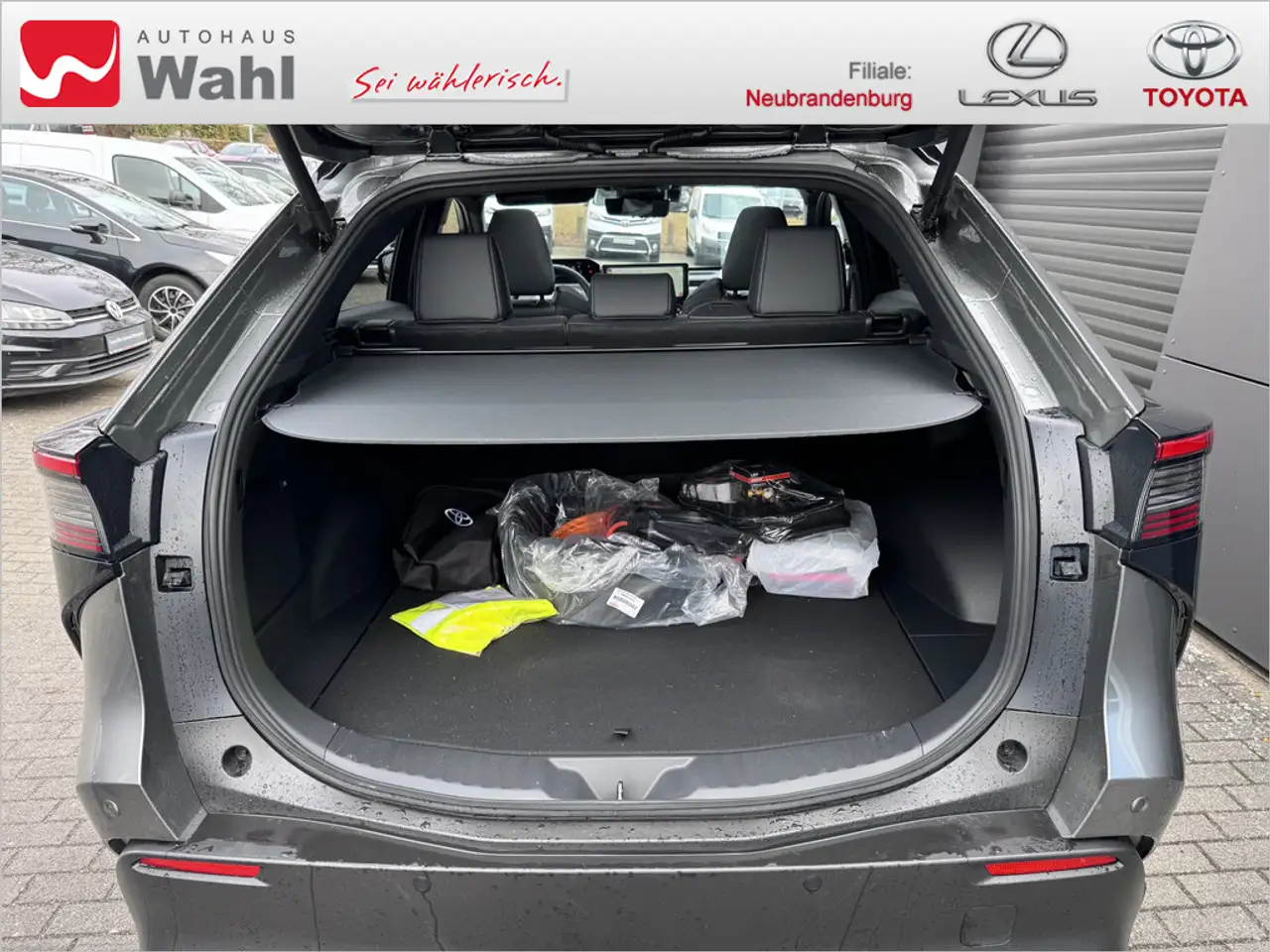 Toyota bZ4X AWD Lounge 7