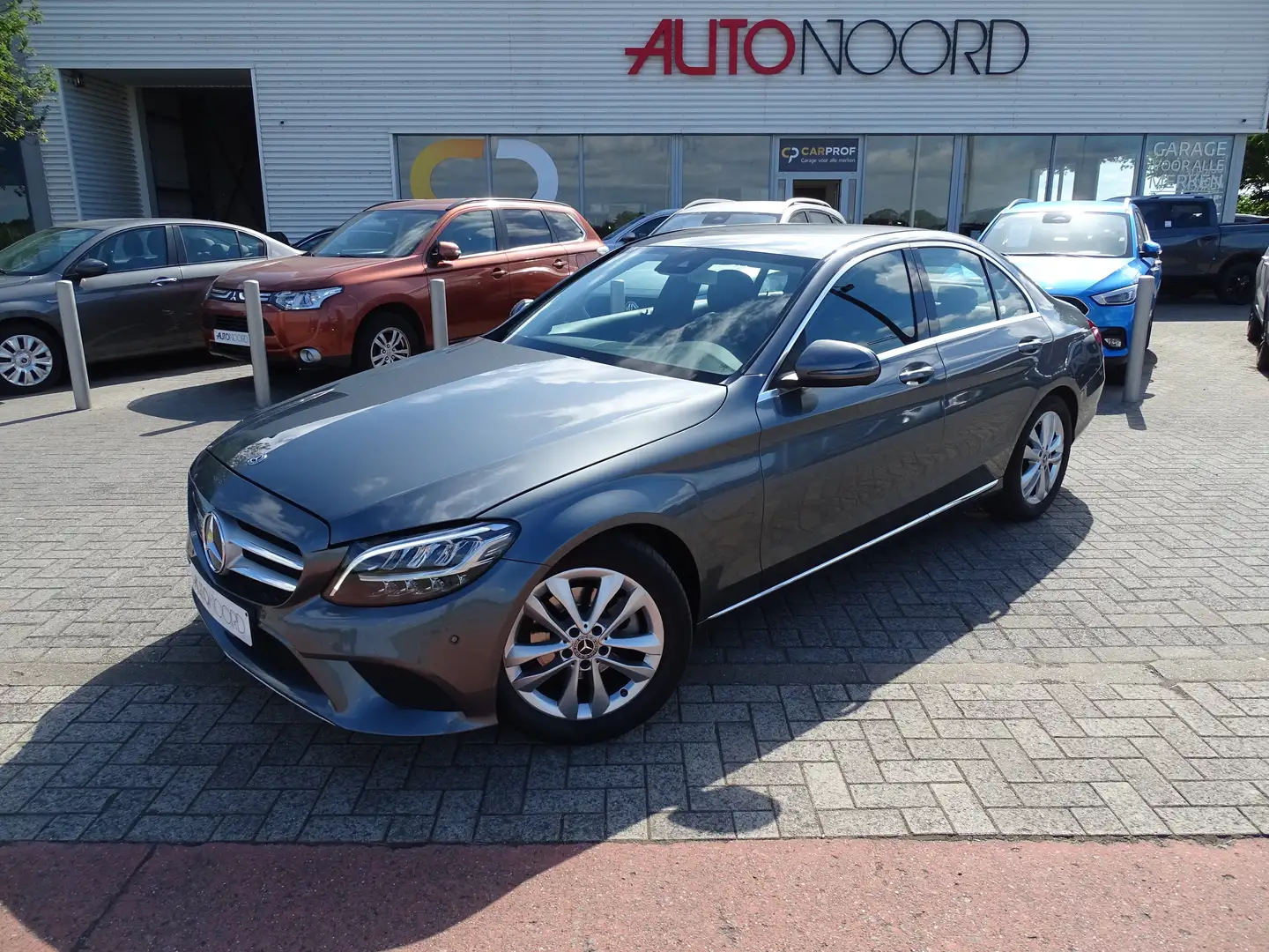 Mercedes-Benz C 180 C 180 9G-TRONIC Avantgarde * TOPSTAAT!!! Gris - 1
