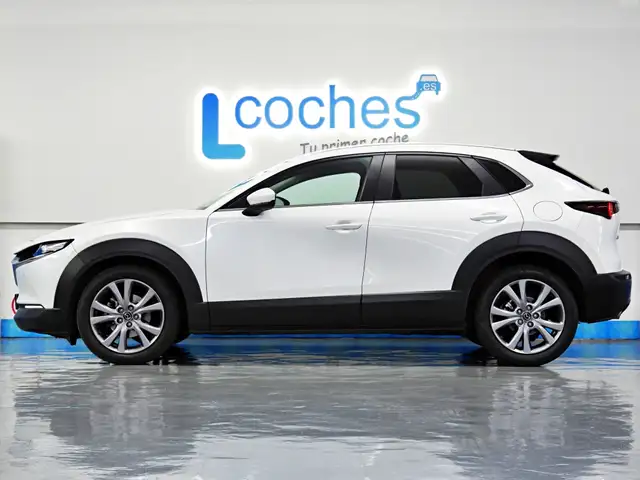 Mazda CX-30 view 2